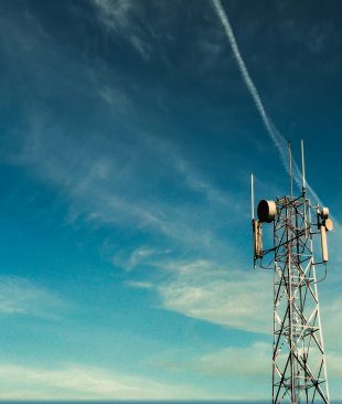 photo-1602823284936-463177448097